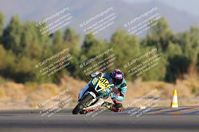 media/Nov-19-2023-CVMA (Sun) [[1f3d1b7ccb]]/Race 17 Amateur Supersport Middleweight/